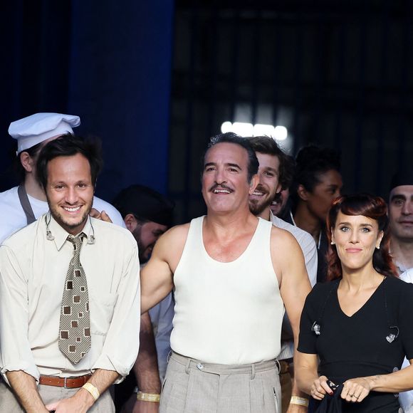 Jean Dujardin, Zaz et Vianney - Cérémonie d'ouverture de la Coupe du Monde de Rugby France 2023 avant le match de la Poule A entre la France et la Nouvelle-Zélande au Stade de France à Saint-Denis le 8 septembre 2023. © Dominique Jacovides/Bestimage