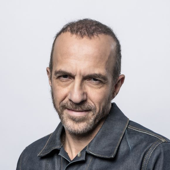 Exclusif - No Web - No Tabloids - Calogero - Studio - Enregistrement de la 2ème partie de soirée de l'émission "La chanson secrète", présentée par N.Aliagas et diffusée le 1er décembre sur TF1
© Guillaume Gaffiot-Cyril Moreau / Bestimage