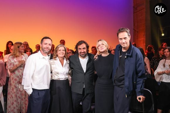 consacre une soirée inédite à l'immense répertoire de la diva québécoise Céline Dion en présence de certains de ses proches. 

Exclusif - Veronic Dicaire, Claire Chazal, André Manoukian, Grand Corps Malade, lors de l’enregistrement de l’émission "Le Grand Echiquier - Spéciale Céline Dion" présentée par C.Chazal et A.Manoukian et diffusée le 20 octobre sur France 2, à Paris, France, le 3 juillet 2026. © Jack Tribeca/Bestimage