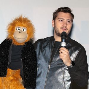 Jeff Panacloc et Jean-Marc à la première du film "Jeff Panacloc : À la poursuite de Jean-Marc" au Kinepolis de Lomme, France, le 25 novembre 2023. © Stéphane Vansteenkiste/Bestimage