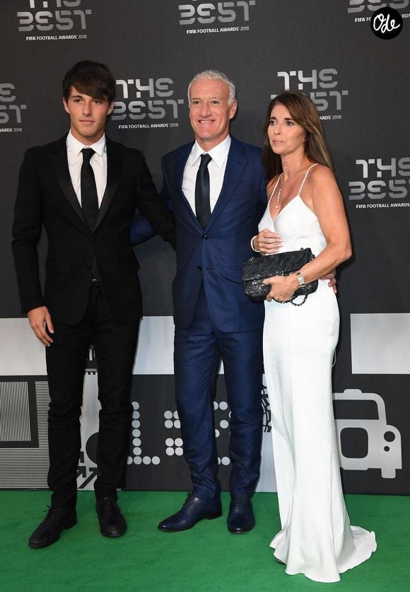 Didier Deschamps, son épouse Claude et son fils Dylan arrivent à la cérémonie des Best FIFA Football Awards 2018 au Royal Festival Hall, à Londres, au Royaume-Uni, le 24 septembre 2018. Photo de Christian Liewig/ABACAPRESS.COM