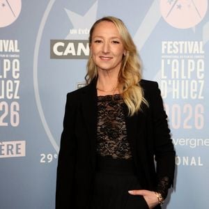 Audrey Lamy - Tapis rouge de la soirée de clôture du 29ème Festival International du Film de Comédie de l'Alpe d'Huez le 24 Janvier 2026. © Dominique Jacovides/Bestimage