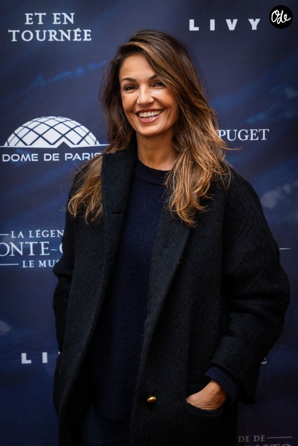 Exclusif - Nadia Fares au photocall du showcase de présentation de la comédie musicale La Légende du Comte de Monte Cristo à Salle Gaveau à Paris, France, le 25 septembre 2025. © Julien Sarkissian/Bestimage