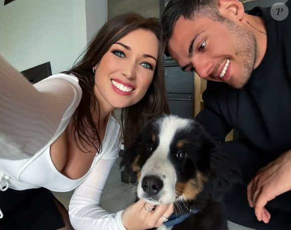 Elsa Esnoult et son compagnon Alexis - Instagram