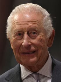 Charles III : Mais qui est son cousin de seulement 18 ans et considéré comme étant "le meilleur parti de la saison" ?