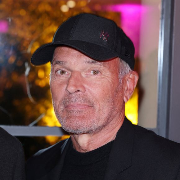 Laurent Baffie n’a pas uniquement l’apparence que dame Nature a bien voulu lui donner. Le grand ami de Thierry Ardisson a pu se confier à Isabelle Ithurburu.

Laurent Baffie participe au Gala HOPE à Paris, France. Photo par Jerome Domine/ABACAPRESS.COM