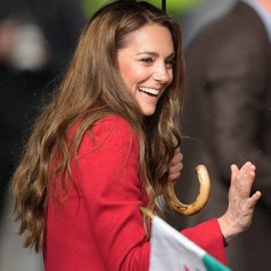 Le prince William, prince de Galles, et Catherine (Kate) Middleton, princesse de Galles, visitent le marché de Pontypridd le 26 février 2025. Julien Burton / Bestimage