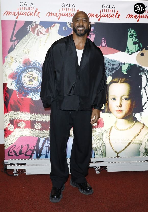 Stomy Bugsy - Photocall de la soirée de gala "Enfance Majuscule" au profit de l'enfance maltraitée à la Salle Gaveau à Paris le 10 décembre 2025. © Marc Ausset-Lacroix/Bestimage