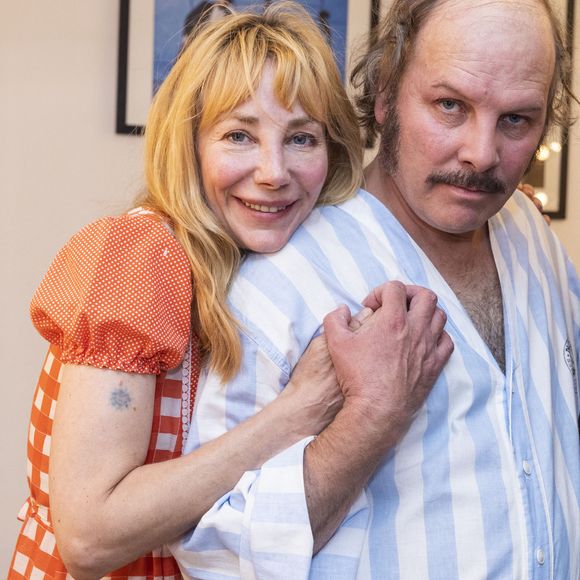 "De toute façon, l’éducation, c’est la plus grande aventure qu’on puisse vivre"
Exclusif - Backstage - Julie Depardieu, Philippe Katerine - Philippe Katerine présente son nouvel album "Confessions" lors de son concert au Festival de Ramatuelle, le 1er août 2021.
© Cyril Bruneau / Festival de Ramatuelle / Bestimage