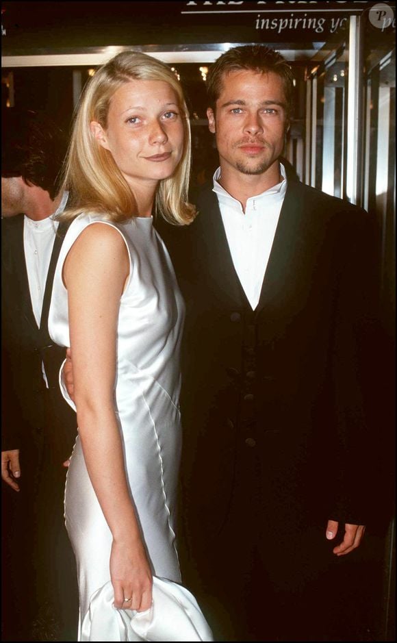 Brad Pitt et Gwyneth Paltrow à la Première du film "Legends of the Fall"- 1995 à Londres (ALPHA AGENCY/ BESTIMAGE).
