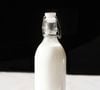 plusieurs critères sont à prendre en compte pour savoir si le lait peut encore être consommé sans risque.

Photo : No Revisions