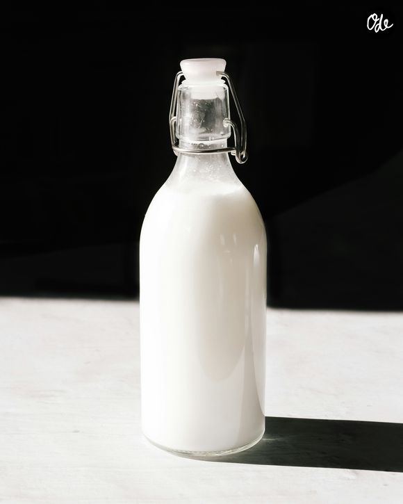 plusieurs critères sont à prendre en compte pour savoir si le lait peut encore être consommé sans risque.

Photo : No Revisions