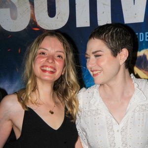 Son ancienne partenaire de jeu Lisa Delamar a également salué sa mémoire sur Instagram le même jour

Lisa Delamar, Émilie Dequenne au photocall de l'équipe du film "Survivre" au cinéma UGC Ciné Cité Bercy à Paris le 18 juin 2024.

© Philippe Baldini / Bestimage