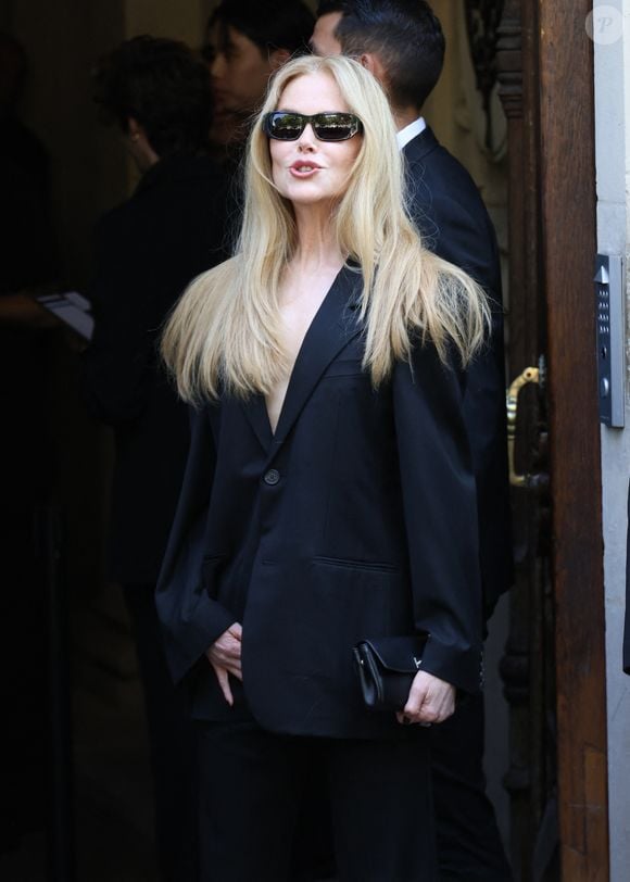 Nicole Kidman - Arrivées au défilé Balenciaga Collection Haute Couture Automne/Hiver 2025-2026 lors de la Fashion Week de Paris (PFW), le 9 juillet 2025. 
© Denis Guignebourg / Bestimage