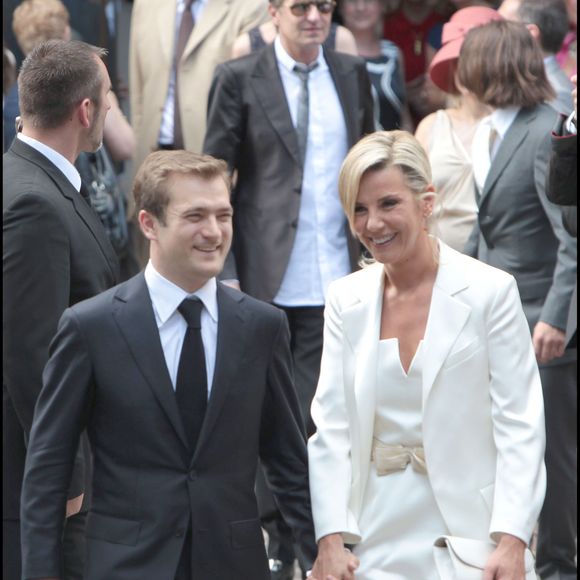 Renaud Capuçon et Laurence Ferrari lors de leur mariage, le 3 juillet 2009, à la mairie du 16e arrondissement de Paris, France. © Guillaume Gaffiot/Bestimage