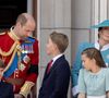 La princesse de Galles ne rejoindra pas le prince William
Le prince William, prince de Galles, Le prince Louis de Galles, Le prince George de Galles, Catherine (Kate) Middleton, princesse de Galles, La princesse Charlotte de Galles - Les membres de la famille royale britannique au balcon de Buckingham Palace lors de la cérémonie Trooping the Colour à Londres, le 14 juin 2025.
© Goff Inf / Bestimage