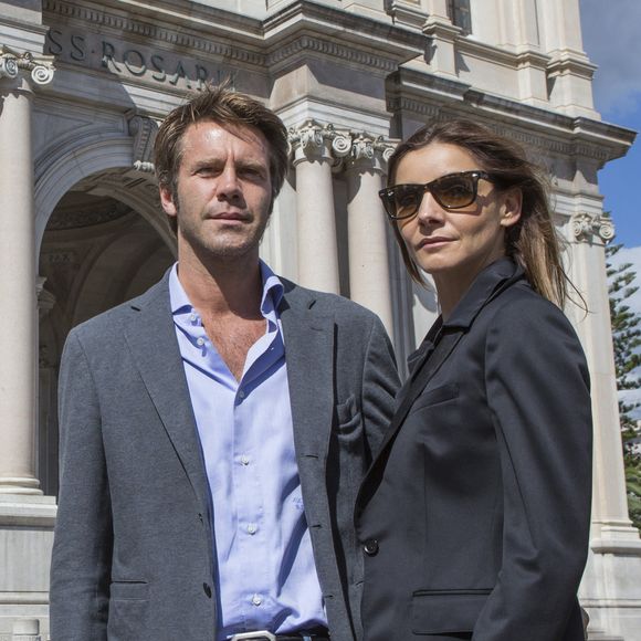 Le prince Emanuele Filiberto de Savoie et son épouse Clotilde Courau posent devant la cathédrale Madonna di Pompei à Pompei, en Italie, le 16 septembre 2013. Photo by Marco Piovanotto/ABACAPRESS.COM