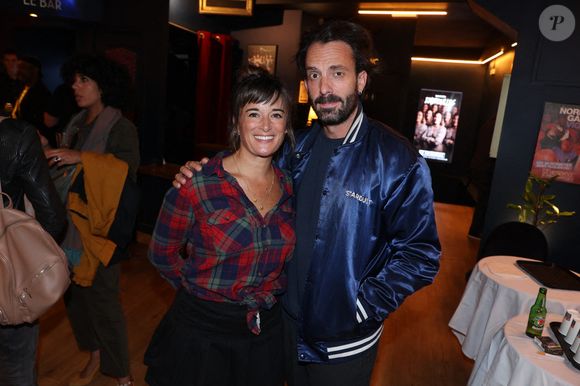 Beatrice de la Boulaye et son mari Guillaume de Tonquedec (Moche Pitt) assistent à la Première des Héroïnes par Béatrice de la Boulaye au Théâtre Le Métropole à Paris, France, le 17 septembre 2024. Photo par Jerome Dominé/ABACAPRESSCOM