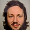 "Moi je voulais construire et ça m’a reconstruit" : Vianney s’est isolé dans sa cabane en forêt, il s'apprête à partager le résultat de cette retraite