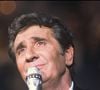 Durant son existence, le chanteur a marqué la scène musicale française de son empreinte

Gilbert Bécaud lors du Téléthon en 1990.