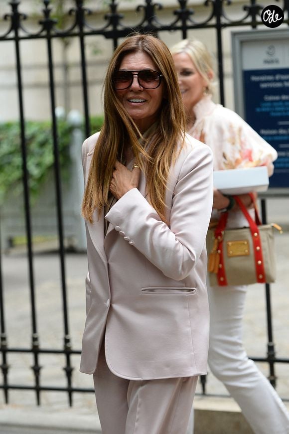 Semi Exclusif - Véronika Loubry - Sorties du mariage de civil de Thylane Blondeau et Benjamin Attal à la mairie du 16ème arrondissement de Paris le 29 juin 2026. Photo par Agence / Bestimage