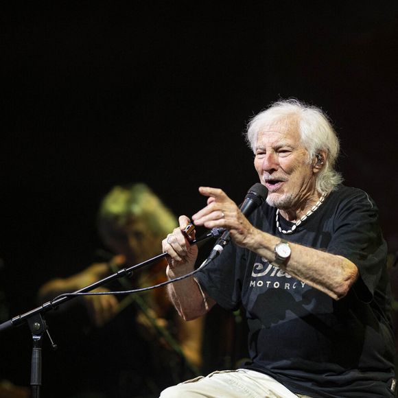 Hugues Aufray en concert au Zenith de Rouen le 27 juin 2026. © Pierre Perusseau/Bestimage