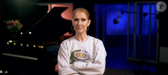 Céline Dion apparaît dans une vidéo en amont d’une rencontre de football américain entre Pittsburgh Steelers et les Dallas Cowboys, le 6 octobre 2024.

Photo : NBC / Bestimage