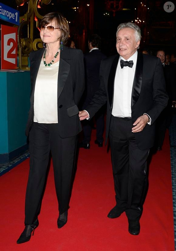 Michel Sardou et sa femme Anne-Marie Périer - La 26e nuit des Molières aux Folies Bergère à Paris, le 2 juin 2014. Photo par COADIC GUIREC / BESTIMAGE