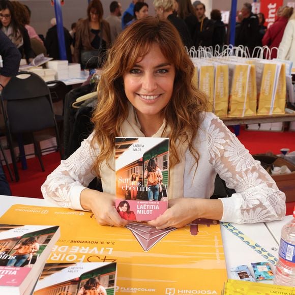 Laëtitia Milot à la Halle Georges Brassens à Brive-la-Gaillarde pour la Foire du Livre de Brive, le 9 novembre 2025. ©Jean-Marc LHOMER/Bestimage.