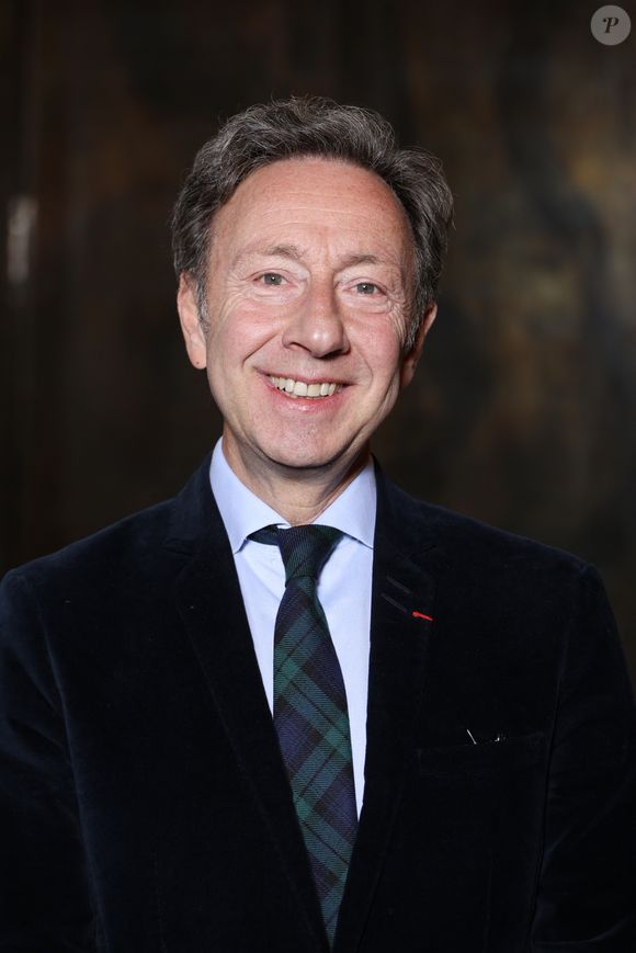 De son côté, Stéphane Bern, animateur de "Secrets d’Histoire", a également partagé son ressenti avec TV Magazine à propos de sa prise en main de La Carte aux trésors.

Exclusif - Stéphane Bern nommé Pape du Patrimoine lors de la Saint Clément au restaurant Alain Ducasse Baccarat, à Paris, France, le 20 novembre 2025. © Denis Guignebourg/Bestimage