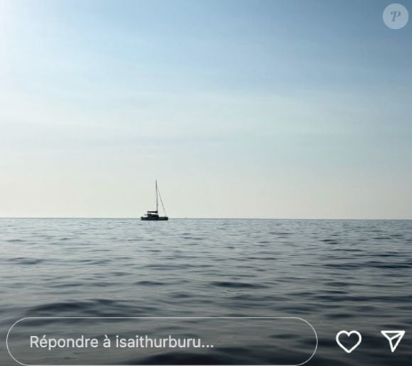 Ayant battu des records d'audience, l'intéressée a fait savoir ce week-end - sur Instagram - qu'elle profitait à son tour de ses congés estivaux... Qui seront de courte durée. Isabelle Ithurburu immortalise ses vacances sur Instagram (Capture d'écran - 16 août 2025).