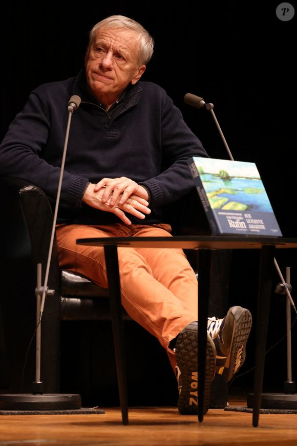 Exclusif - Jean-Christophe Rufin lors de la présentation de son livre, carnet de voyage, "Sur le fleuve Amazone" à la Station Auzone-Librairie Mollat à Bordeaux. Le 6 décembre 2024
© Jean-Marc Lhomer / Bestimage