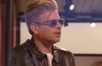 Benjamin Biolay a profité de son passage dans l'émission En Aparté sur Canal+ pour tacler Michel Figuain alors qu'il exprimait toute son admiration pour Serge Gainsbourg.
Crédit : En Aparté/Canal+