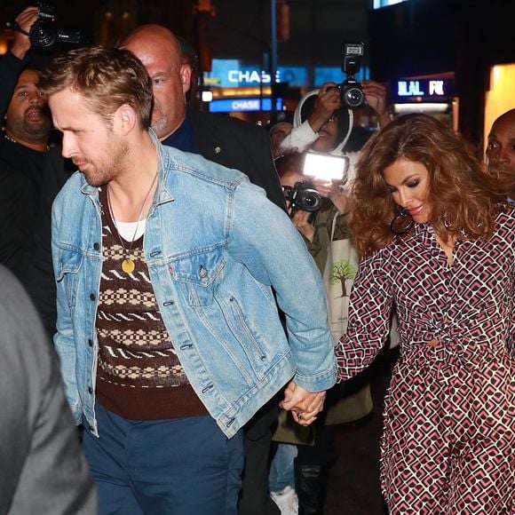 Ryan Gosling et sa compagne Eva Mendes arrivent au Tao à New York le 30 septembre 2017.
Backgrid USA