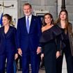 Letizia et Felipe VI d’Espagne aux côtés de leurs fille Leonor et Sofia : leur carte de voeux hautement symbolique enfin dévoilée