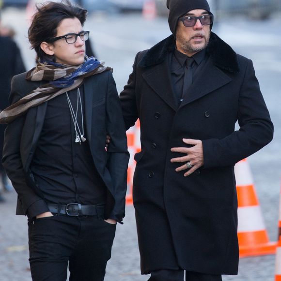 A 60 ans, Pascal Obispo est le papa d'un fils unique, Sean.

Pascal Obispo et son fils Sean arrivent à la cérémonie funéraire organisée en mémoire de Johnny Hallyday à Paris. Photo Berzane-Wyters/ABACAPRESS.COM