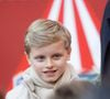 De plus, la Cour du Palais Princier de Monaco avait été entièrement décorée aux couleurs de Noël pour l'occasion

Le prince Jacques de Monaco, marquis des Baux - La famille princière de Monaco offre les traditionnels cadeaux de Noël aux enfants monégasques dans la Cour du Palais Princier, le 18 décembre 2024. 
© Olivier Huitel / Pool Monaco / Bestimage