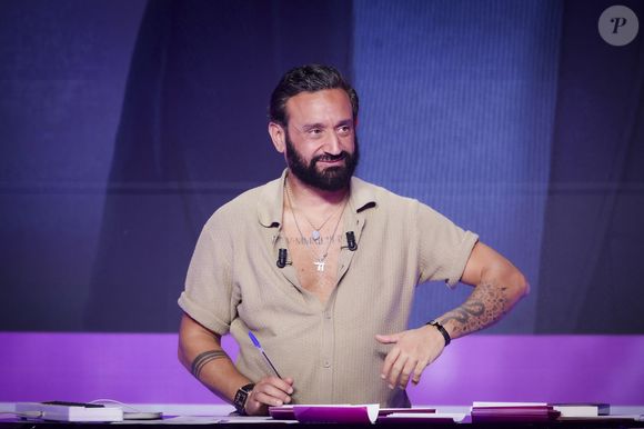 Cyril Hanouna, sur le plateau de  TBT9 présenté par C.Hanouna, et diffusé en direct sur W9, Paris, France, le 15 octobre 2025. © Jack Tribeca / Bestimage