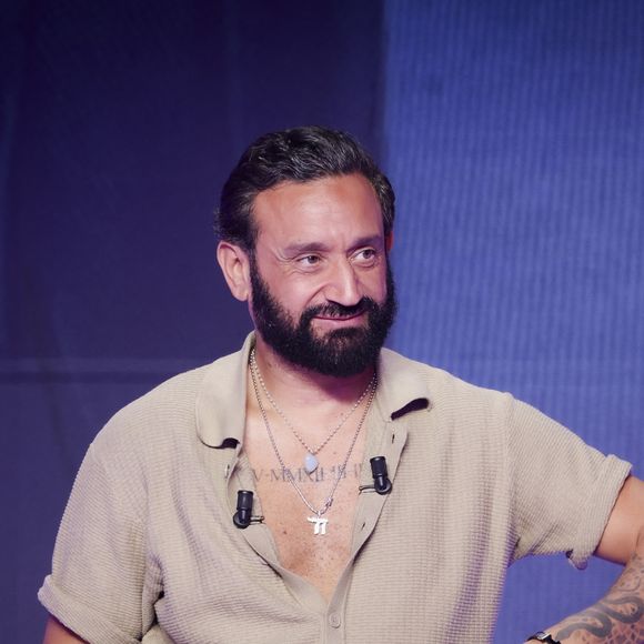 Cyril Hanouna, sur le plateau de  TBT9 présenté par C.Hanouna, et diffusé en direct sur W9, Paris, France, le 15 octobre 2025. © Jack Tribeca / Bestimage
