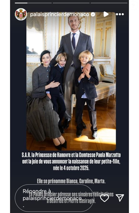 Une heureuse nouvelle confirmée par le compte Instagram du palais princier du Rocher ce mardi 14 octobre 2025. Pour l'occasion, un rare cliché du couple entouré de ses deux autres enfants :  Stefano (2017) et Francesco (2018), a été relayée.

(Capture d'écran Instagram - palaisprincierdemonaco)