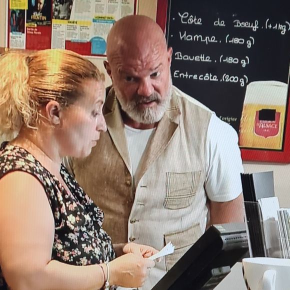 Un tournage de "Cauchemar en cuisine" a été interrompu
Un candidat de "Cauchemar en cuisine" fait un malaise dans le nouvel épisode de M6