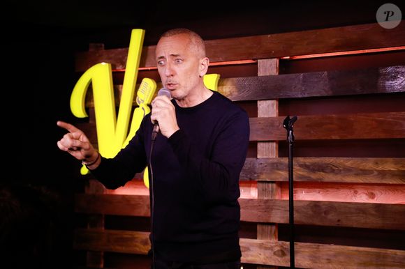 Exclusif - Gad Elmaleh -  Le célèbre humoriste Gad Elmaleh a inauguré lundi 3 février 2025 Le Vig’s, un tout nouveau Comedy Club situé sur le Vieux-Port de Marseille.
© Franz Chavaroche / Bestimage