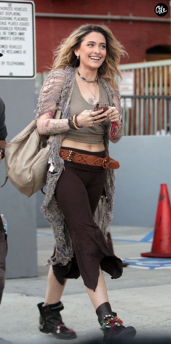 Paris Jackson se promène avec son frère Prince Michael Jackson II avant de se produire en concert dans la soirée à Hollywood le 16 septembre 2021. © Coleman-Rayner / Bestimage