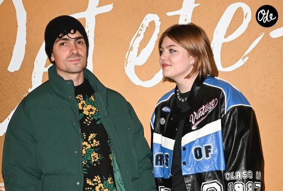 Florian Rossi et sa compagne Louane Emera - Avant-première du film « Cet été-là » au cinéma Pathé Wepler à Paris le 3 janvier 2022. © Coadic Guirec/Bestimage