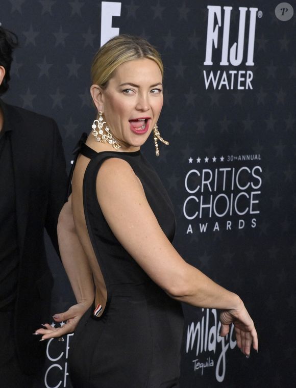 Kate Hudson assiste à la 30e édition des Critics' Choice Awards au Barker Hanger à Santa Monica, Californie, le vendredi 7 février 2025. Photo by Jim Ruymen/UPI/ABACAPRESS.COM