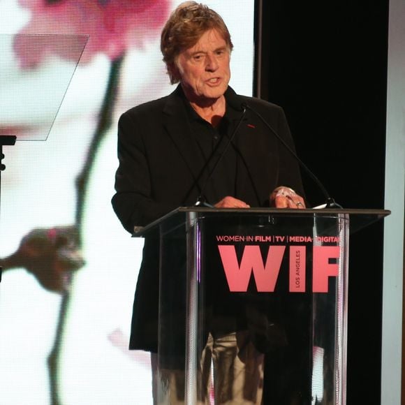 Robert Redford - Les people prennent la parole lors de l'événement "Women In Film 2017 Crystal + Lucy Awards" presenté par Max Mara et BMW à Beverly Hills, le 13 juin 2017. © Backgrid USA / Bestimage
