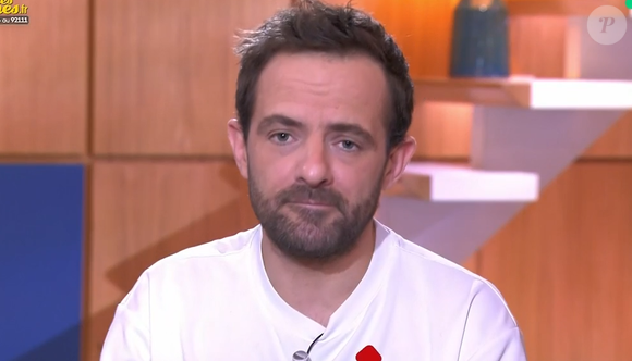 Un certain Pierre-Antoine Damecour 

Pierre-Antoine Damecour remplace Bertrand Chameroy dans "C à vous" sur France 5.