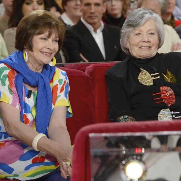 La princesse Hélène Gagarine, sœur aînée de Macha Méril, est décédée à l’âge de 96 ans.

Macha Méril et sa soeur Hélène Gagarine - Enregistrement de l'émission "Vivement dimanche" à Paris. © COADIC GUIREC / BESTIMAGE