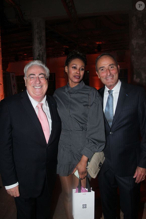 Jean-Michel Aubrun, Tiffany, Hervé-Michel Dansac -  31ème Gala de l’Espoir donné au profit de la recherche contre le cancer au théâtre des Champs-Elysée à Paris le 14 octobre 2025. © Philippe Baldini/Bestimage