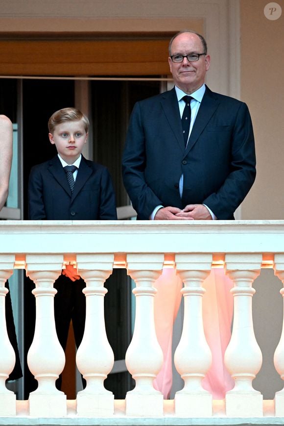 Le prince Albert II de Monaco, Le prince Jacques de Monaco, marquis des Baux lors de la célébration de la fête de la Saint Jean sur la Place du Palais princier de Monaco
© Bruno Bebert / Bestimage